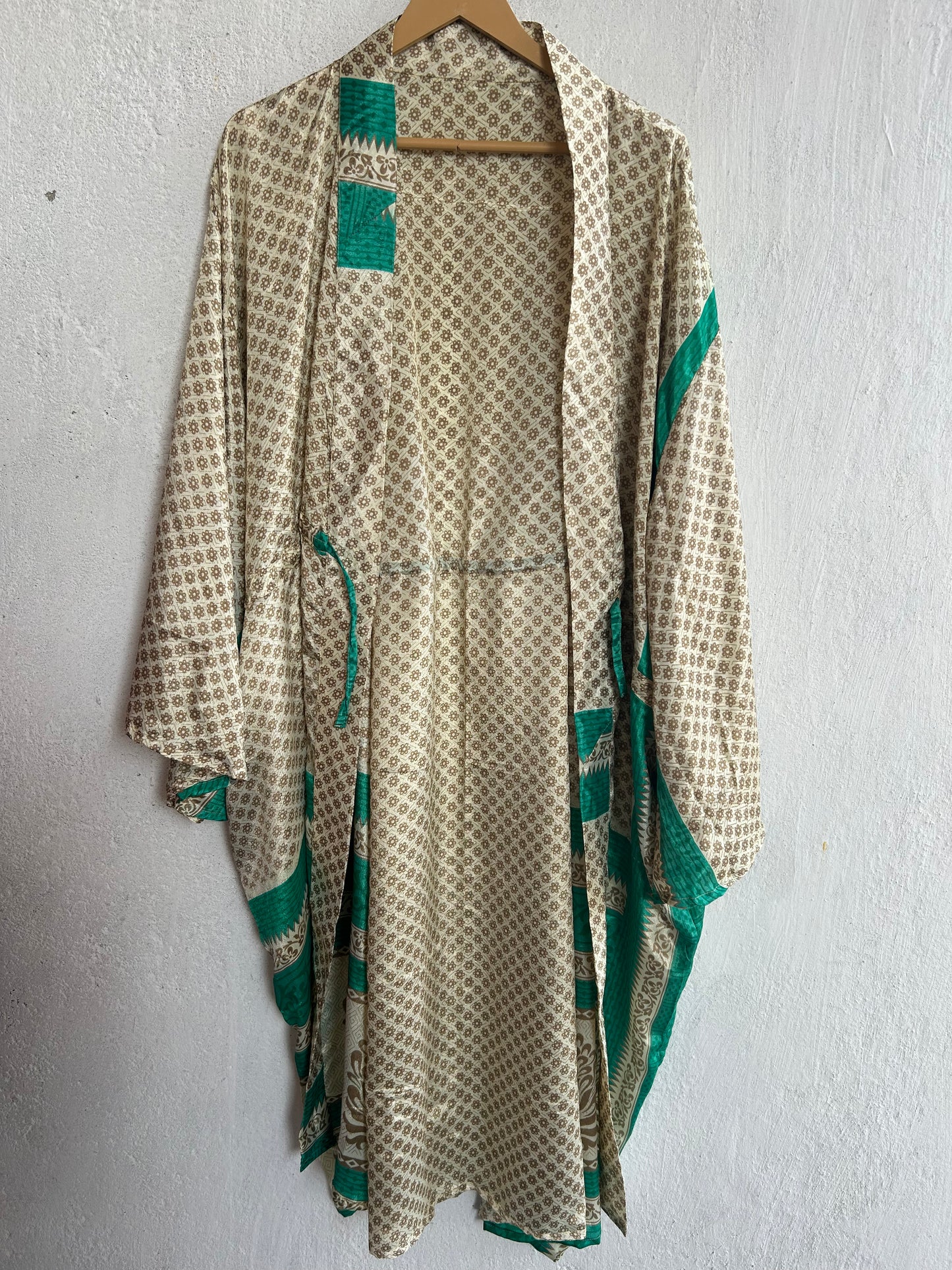 Breathing Kimono RLSKIM 102