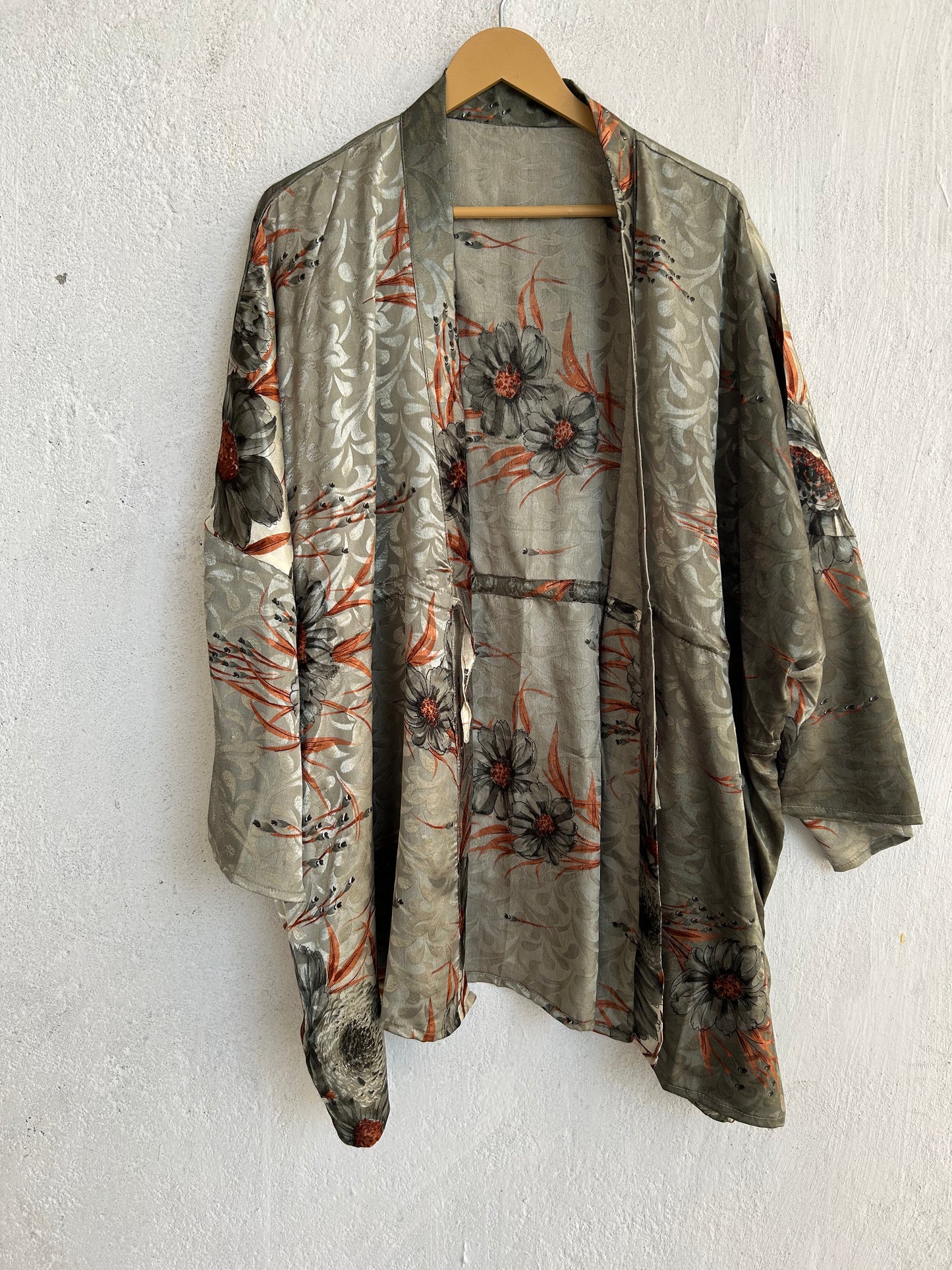 Short Silk Kimono SHKIM 187